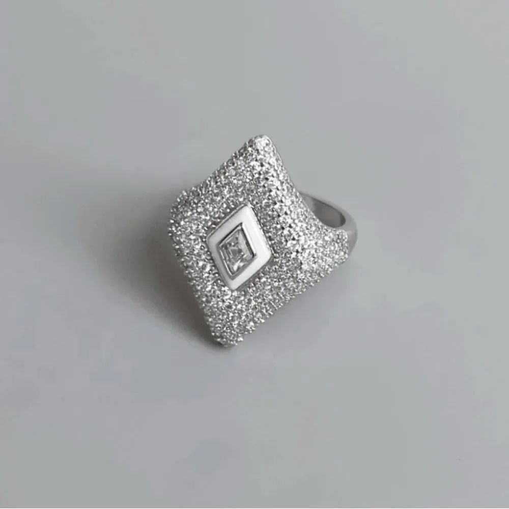 Diamond Ring #1988 - Picture 2 of 6